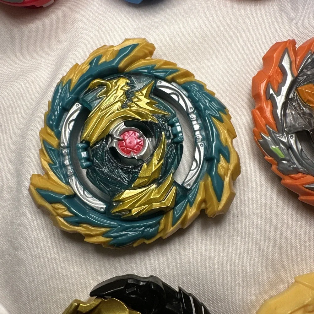 Beyblade Lot 42 Pcs Mix Metal Forge Disc Energy Layer Performance Tip‎ Launcher